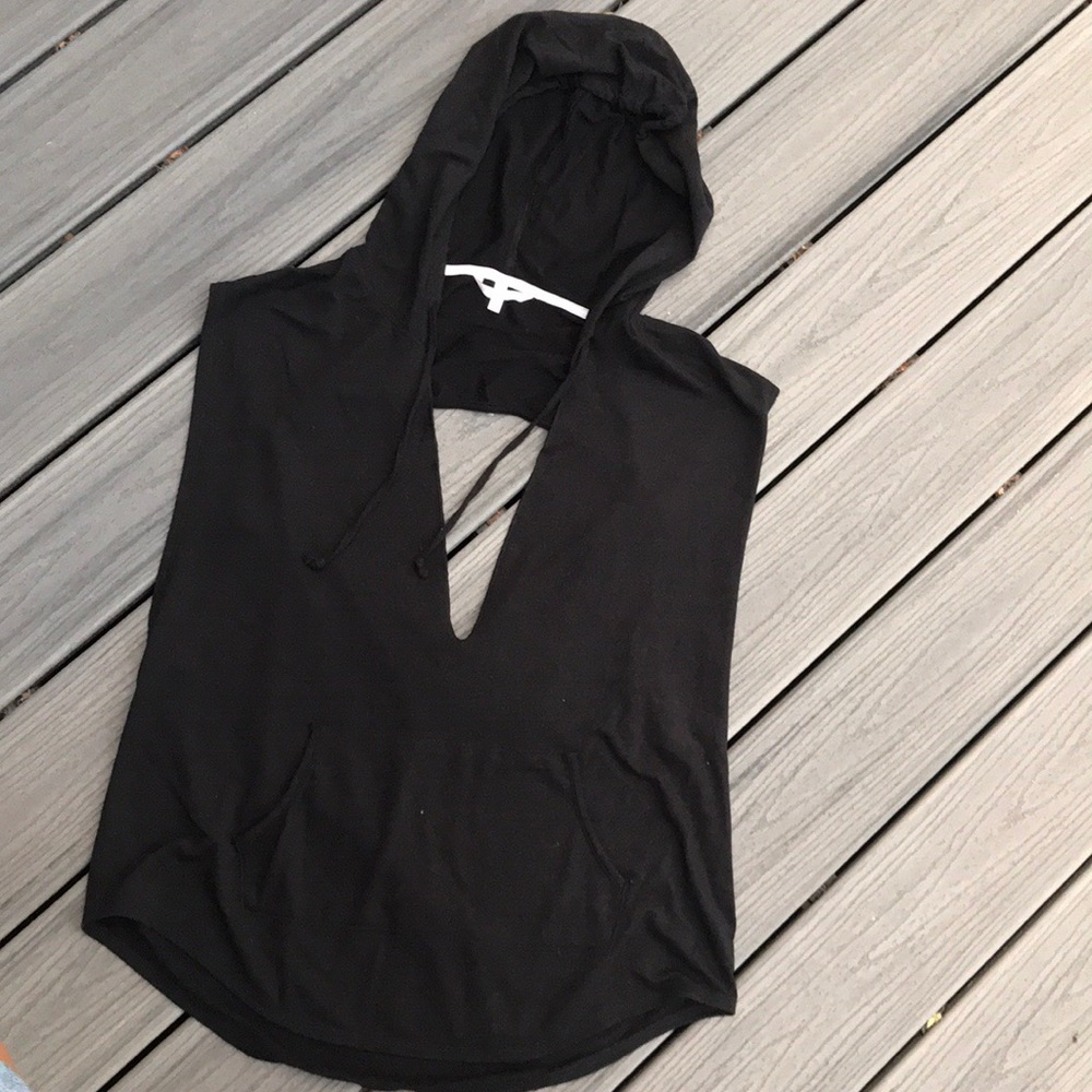 Hooded Open Back Vs Sport Workout Top